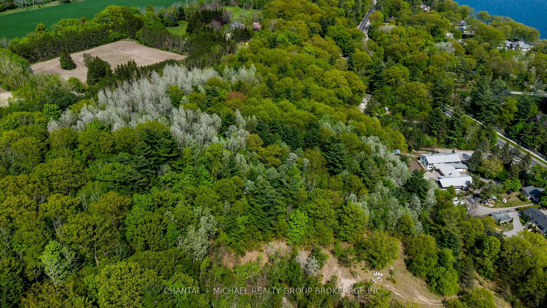 358 Shanty Bay Rd