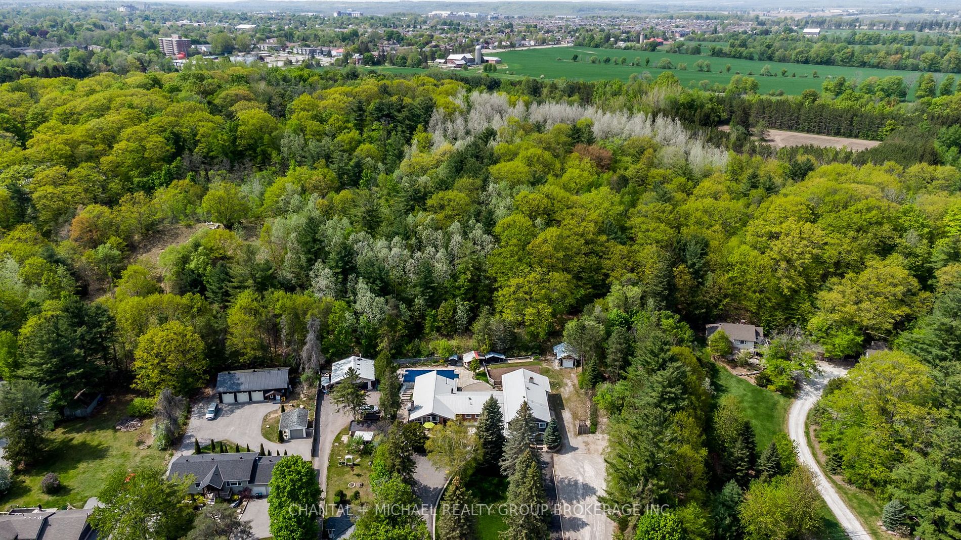 358 Shanty Bay Rd