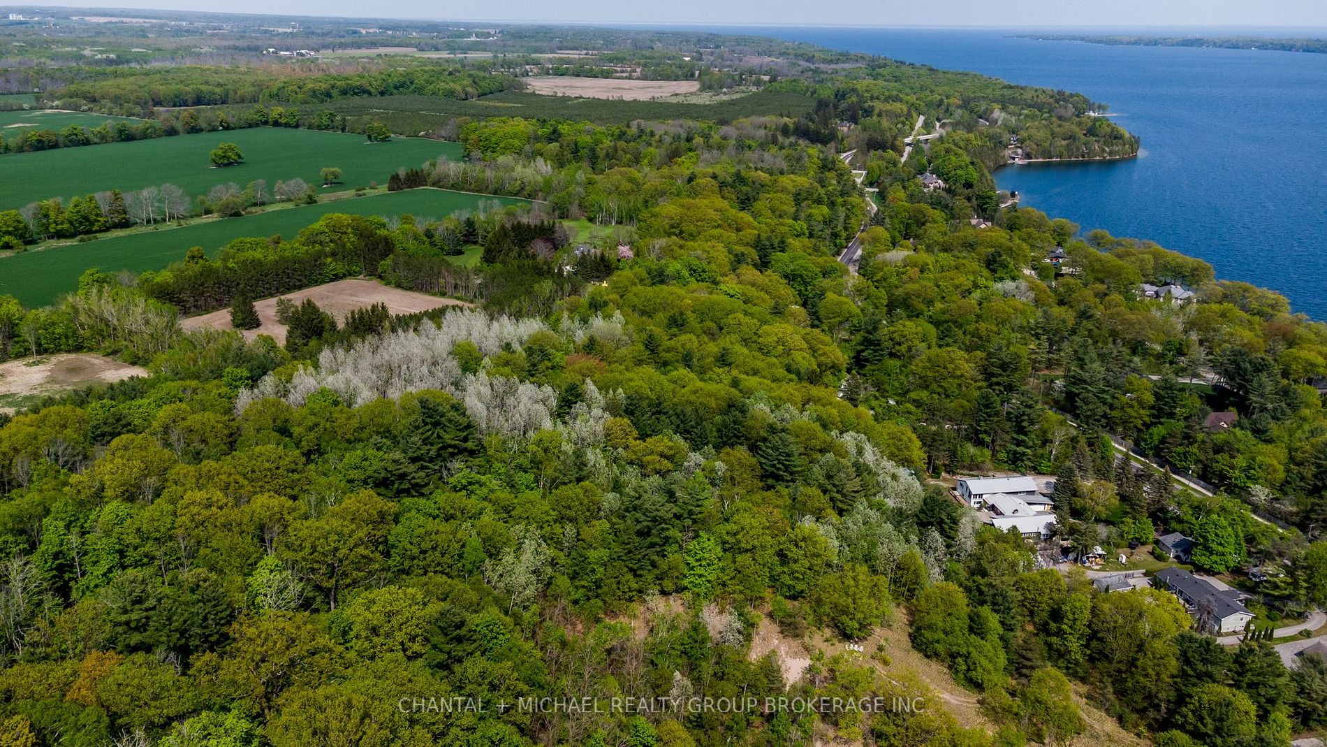 358 Shanty Bay Rd