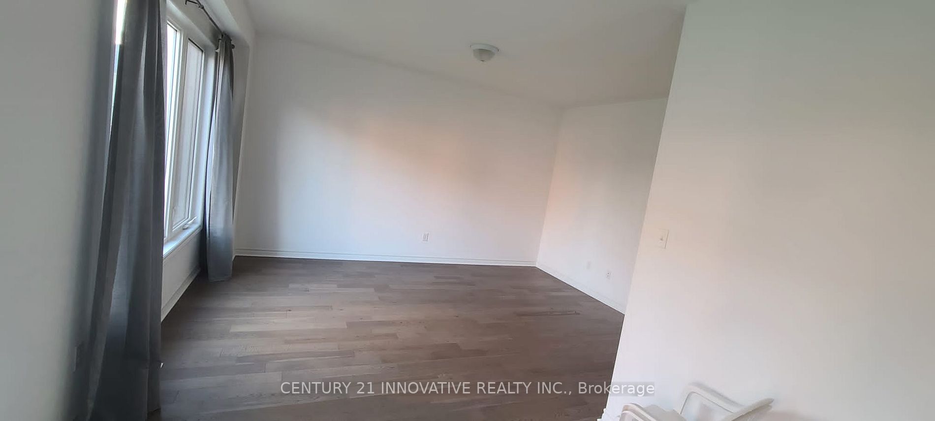 12 Mclean Ave