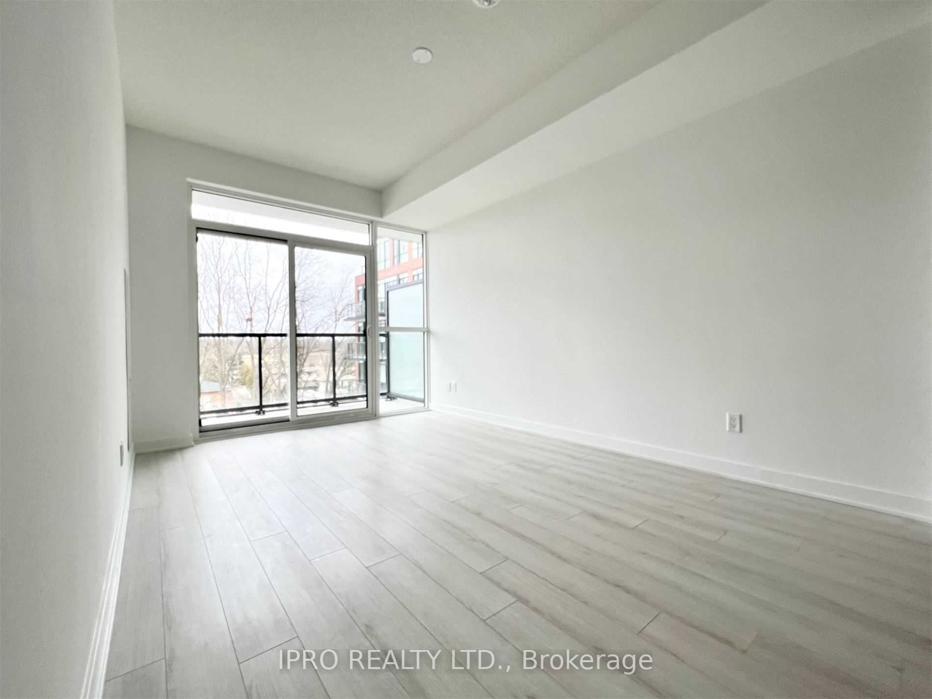 681 Yonge Street, #330