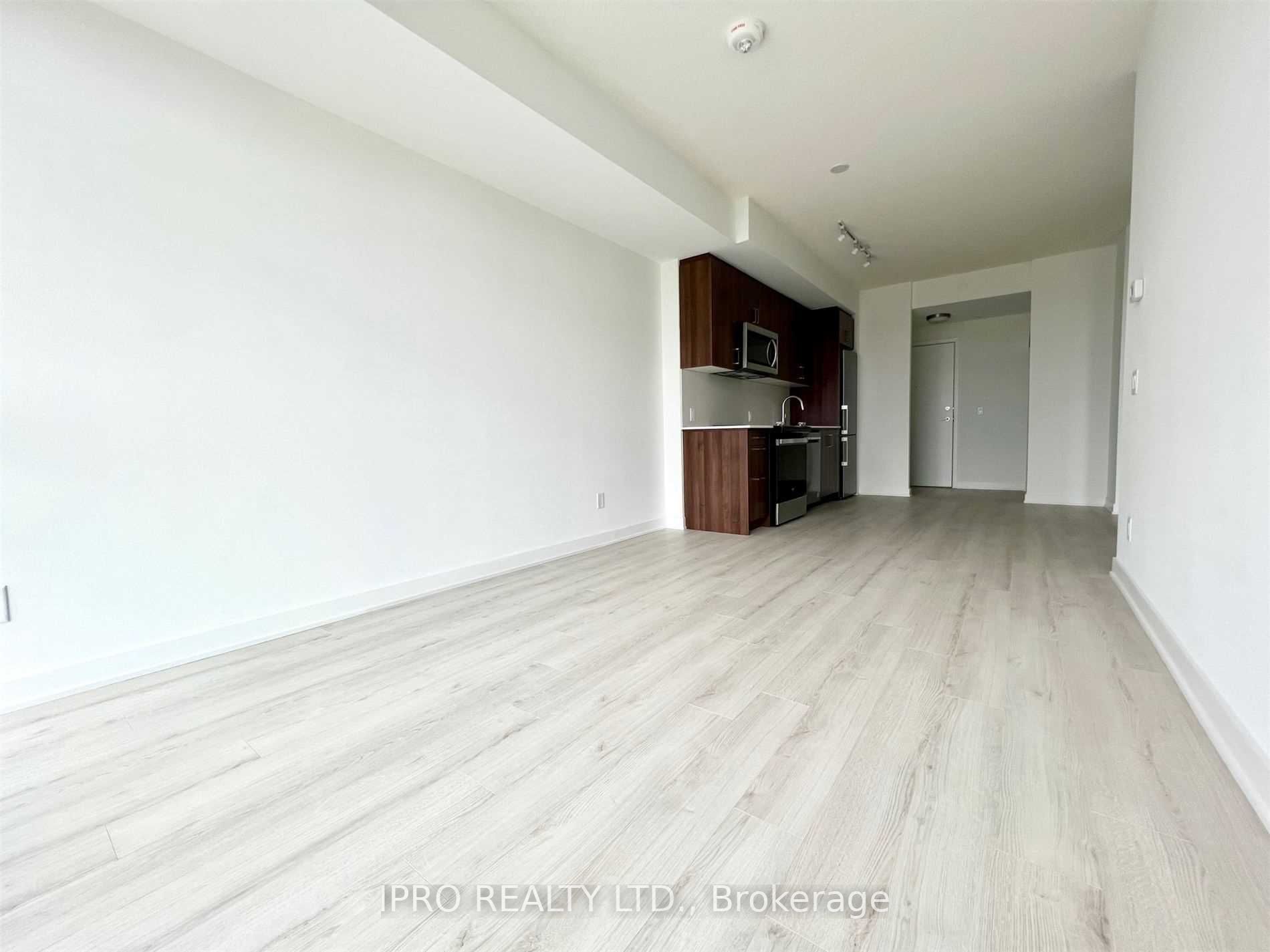 681 Yonge Street, #330