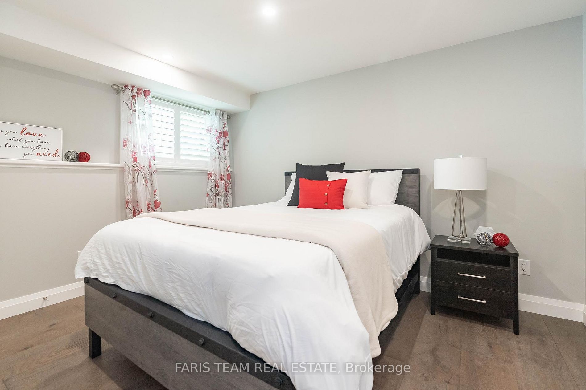 12 Sutton Heights