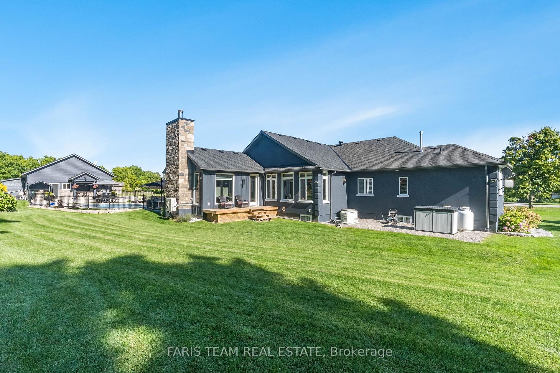 12 Sutton Heights