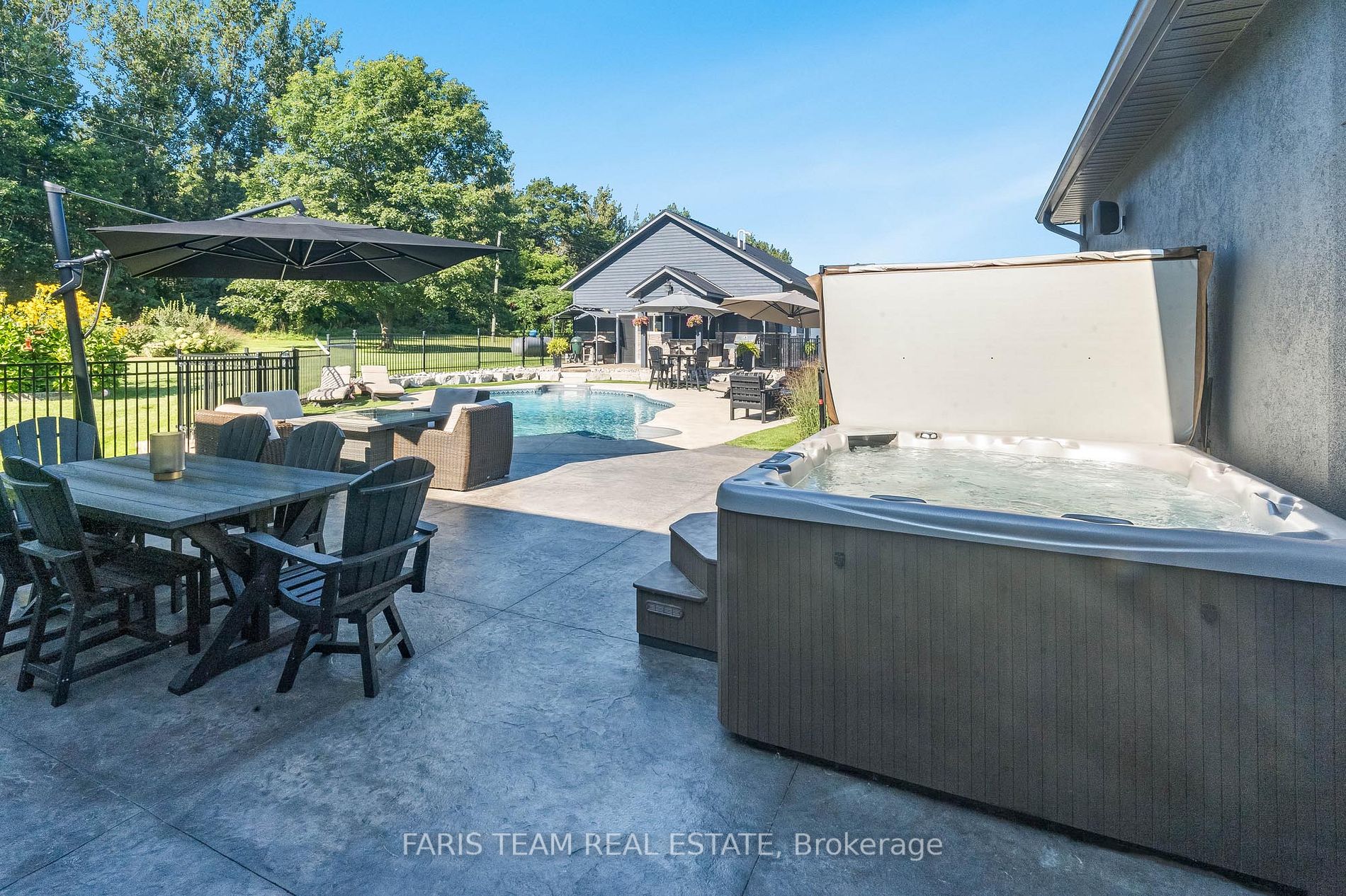 12 Sutton Heights