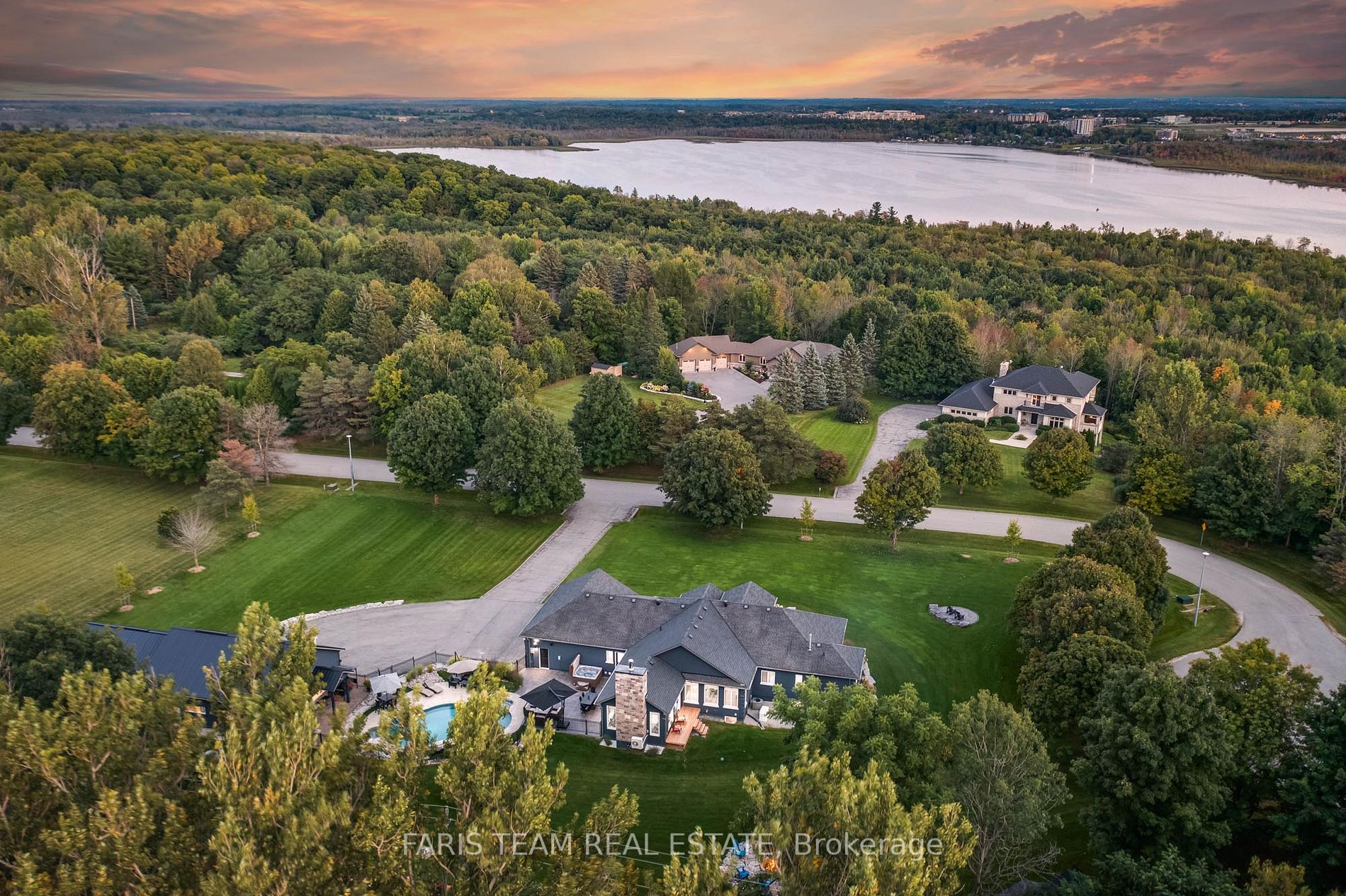 12 Sutton Heights