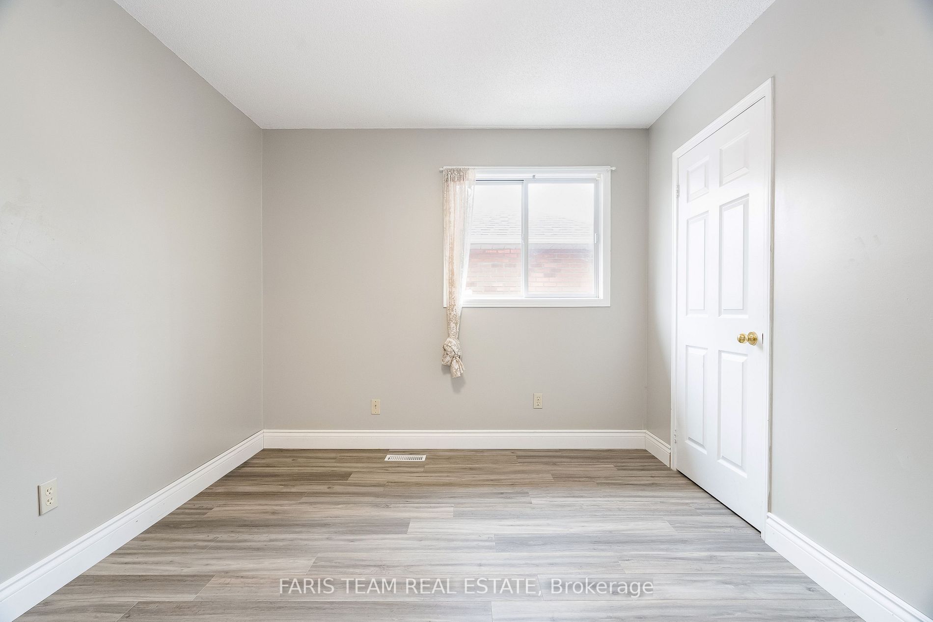 434 Sunnidale Rd