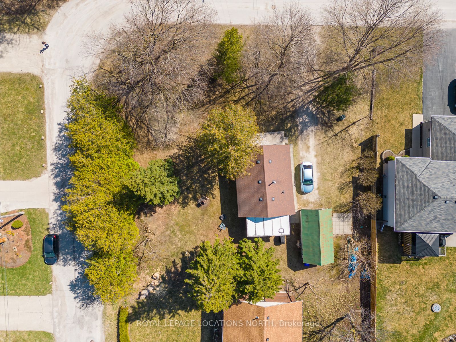 2 Spruce St