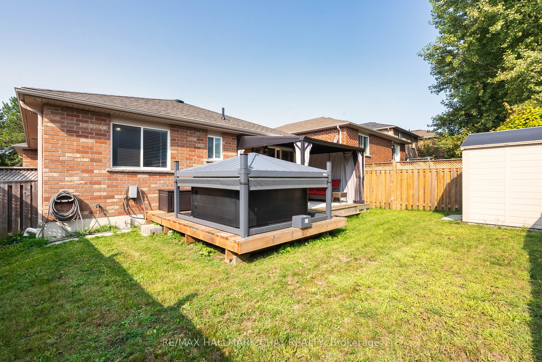 272 Pringle Dr