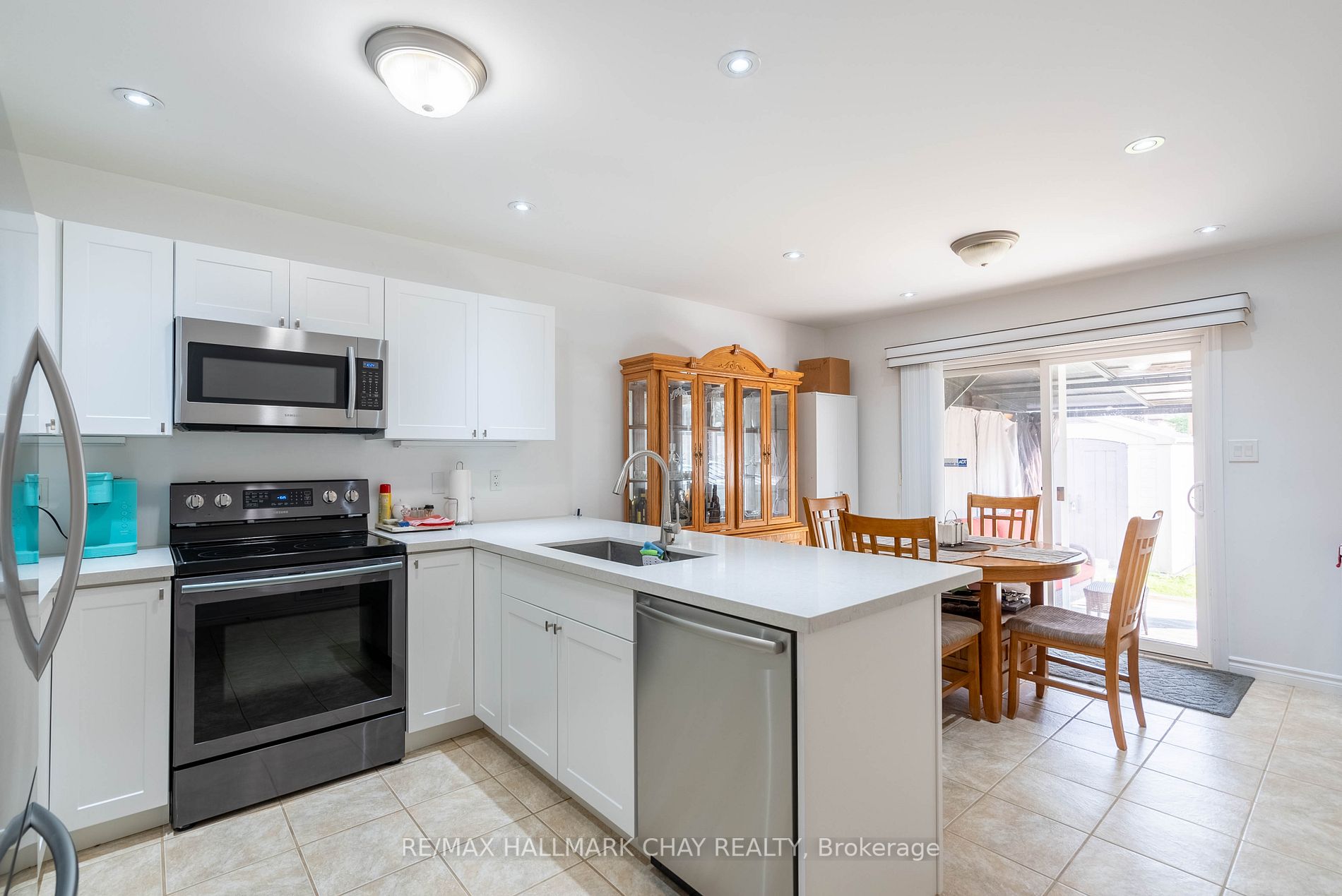 272 Pringle Dr