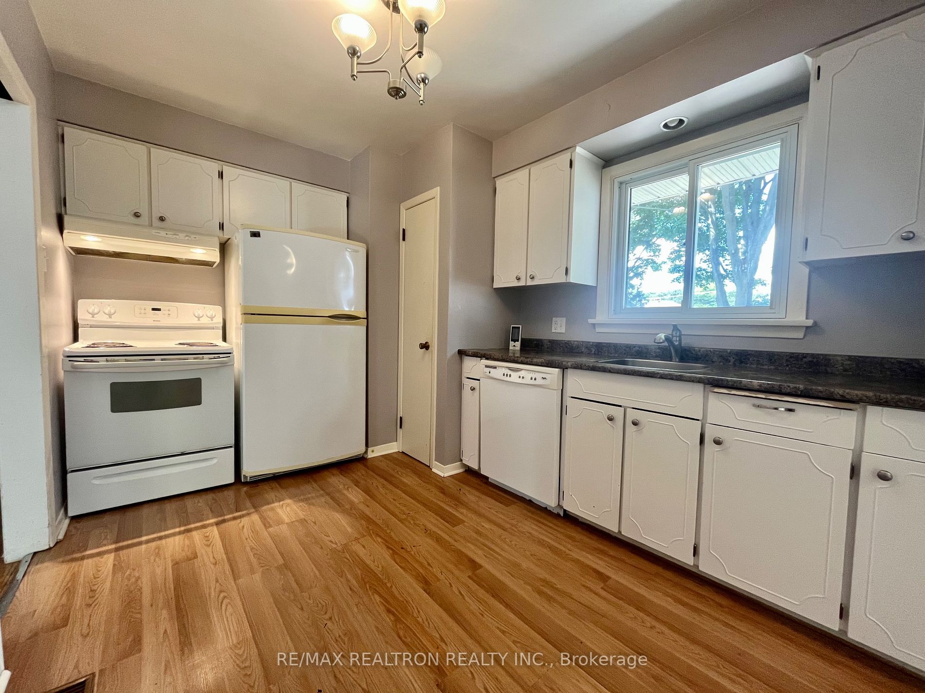 10 Highview Rd