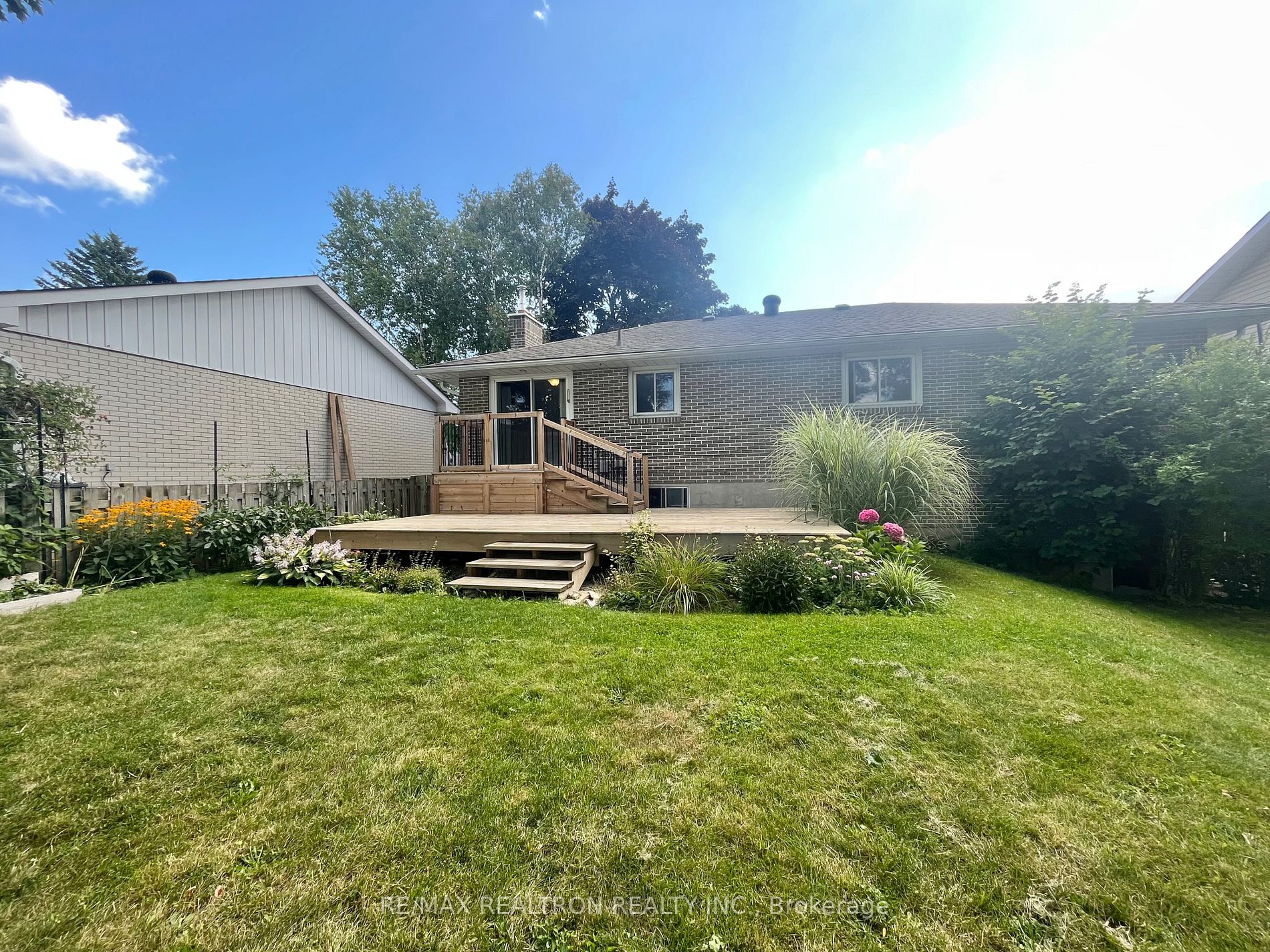 10 Highview Rd