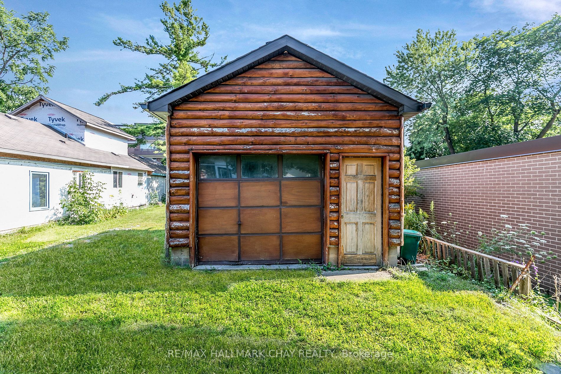 114 Burton Ave