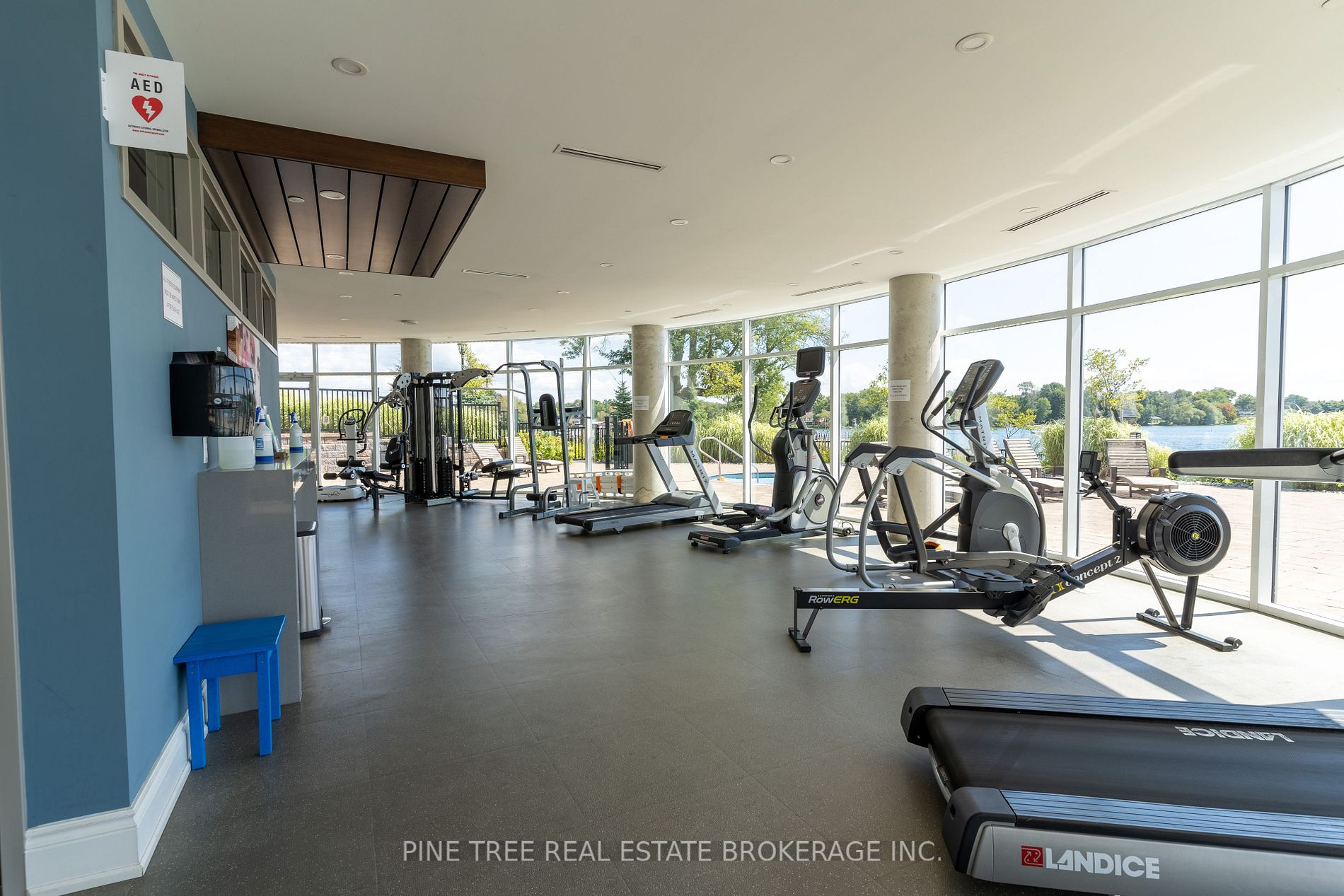 90 Orchard Point Rd, #303
