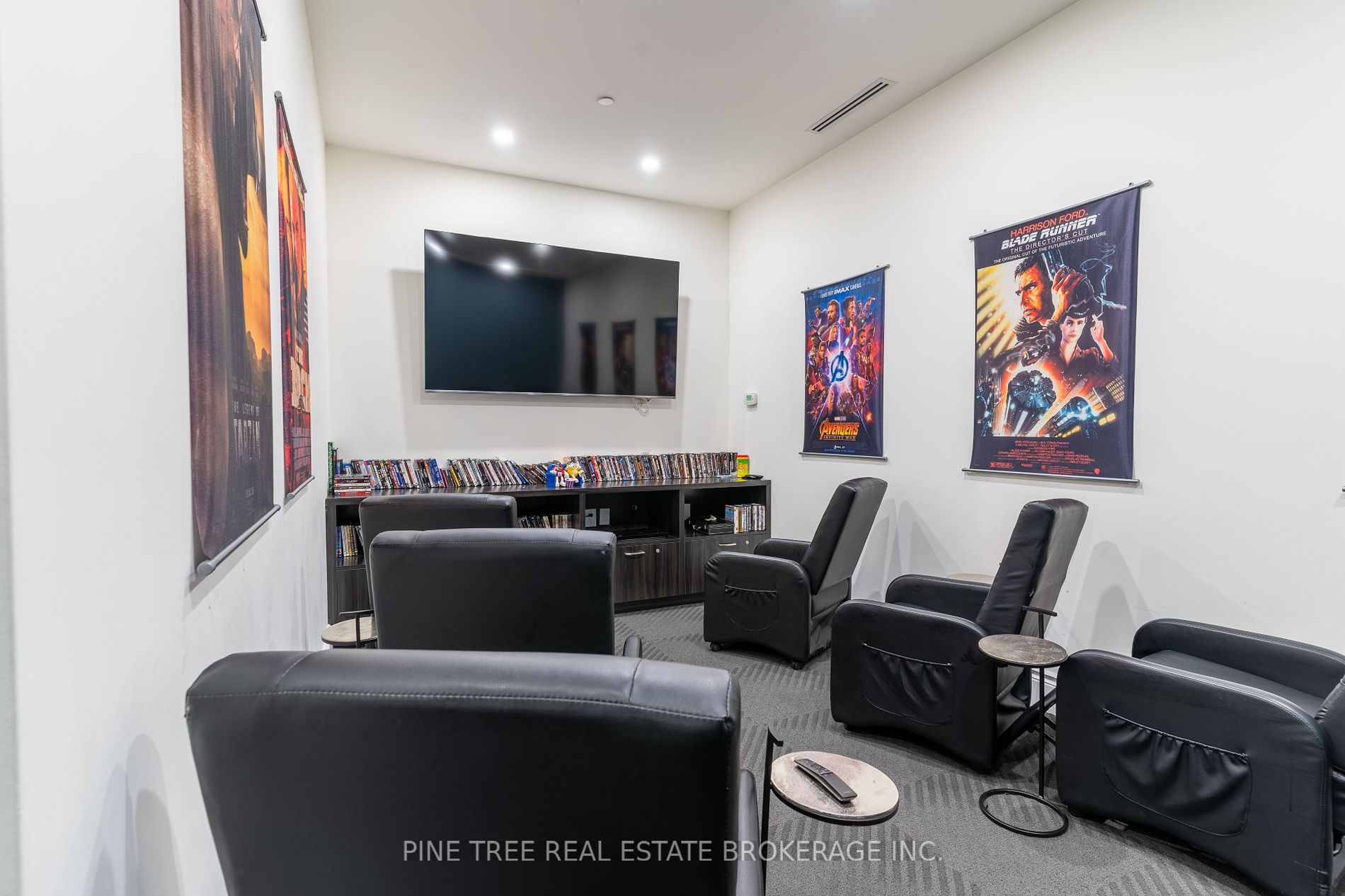 90 Orchard Point Rd, #303