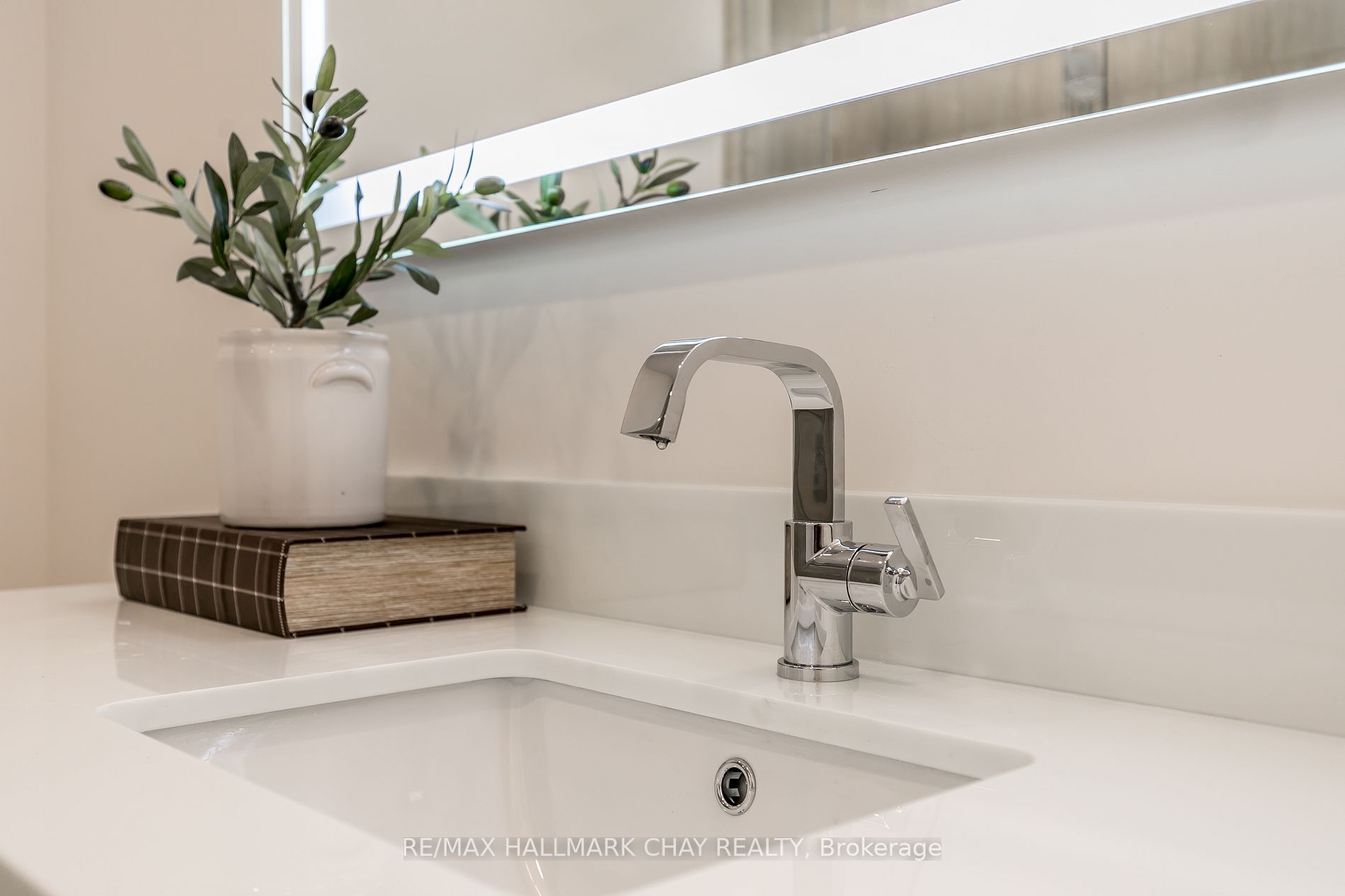 2 Toronto St, #509