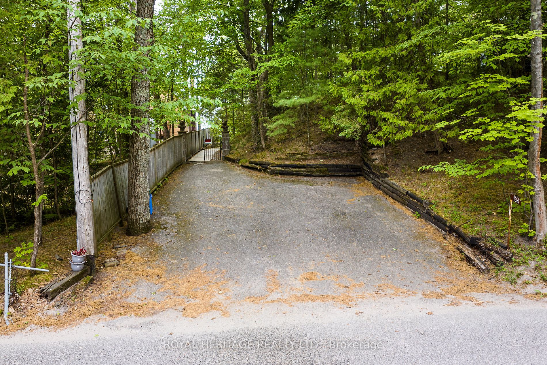 Listing S6794528 - Large Photo # 29