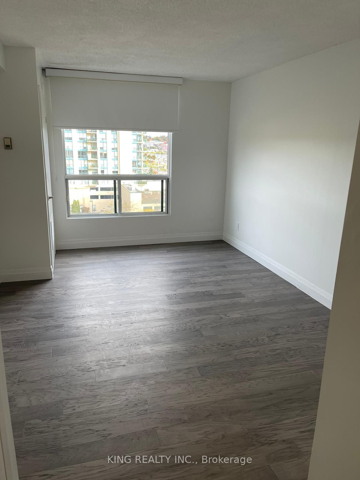 75 Ellen Street, #904
