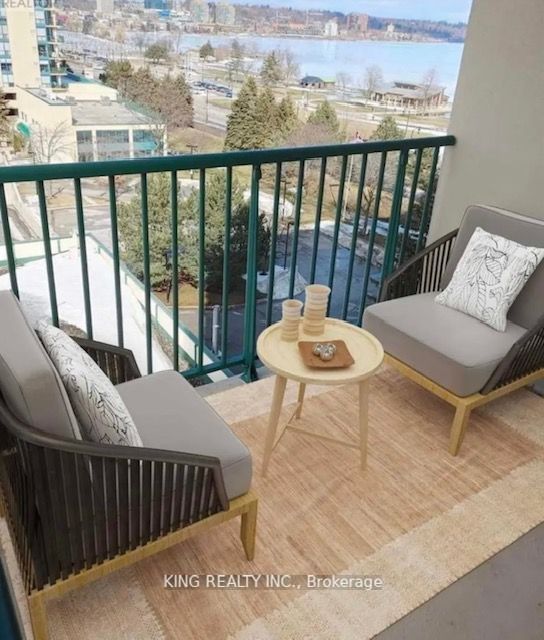 75 Ellen Street, #904