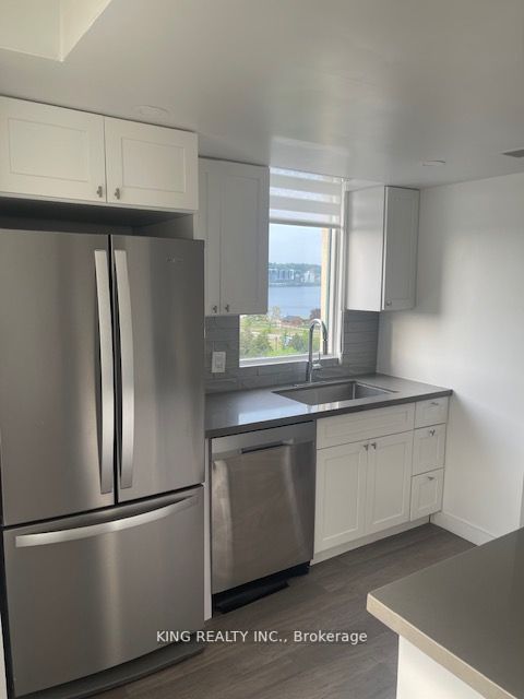 75 Ellen Street, #904