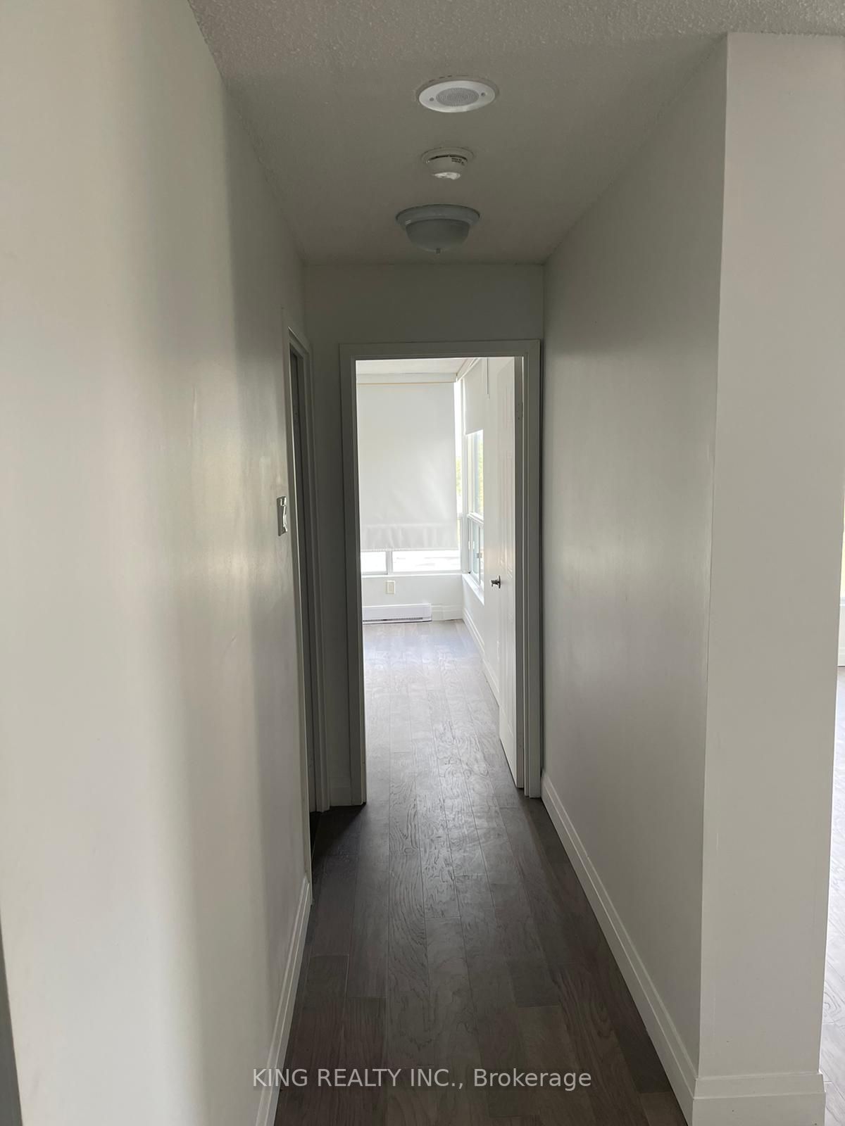 75 Ellen Street, #904
