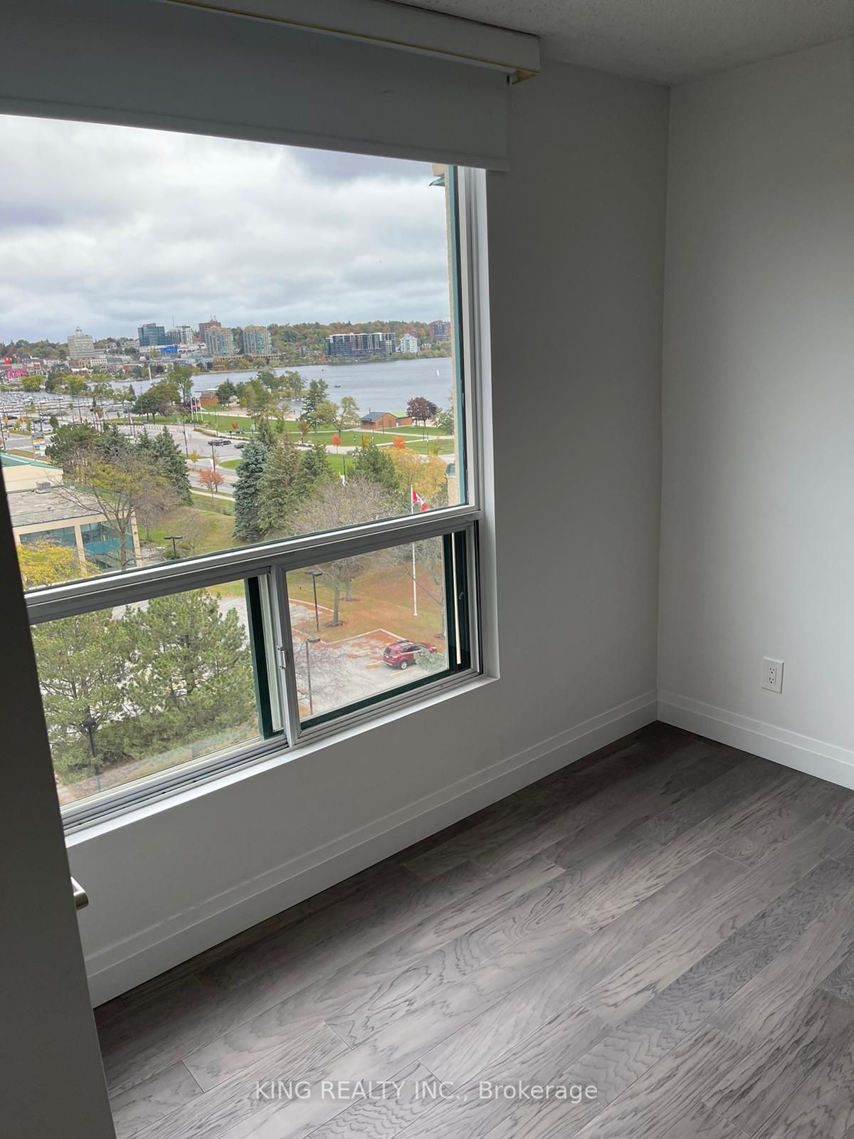 75 Ellen Street, #904