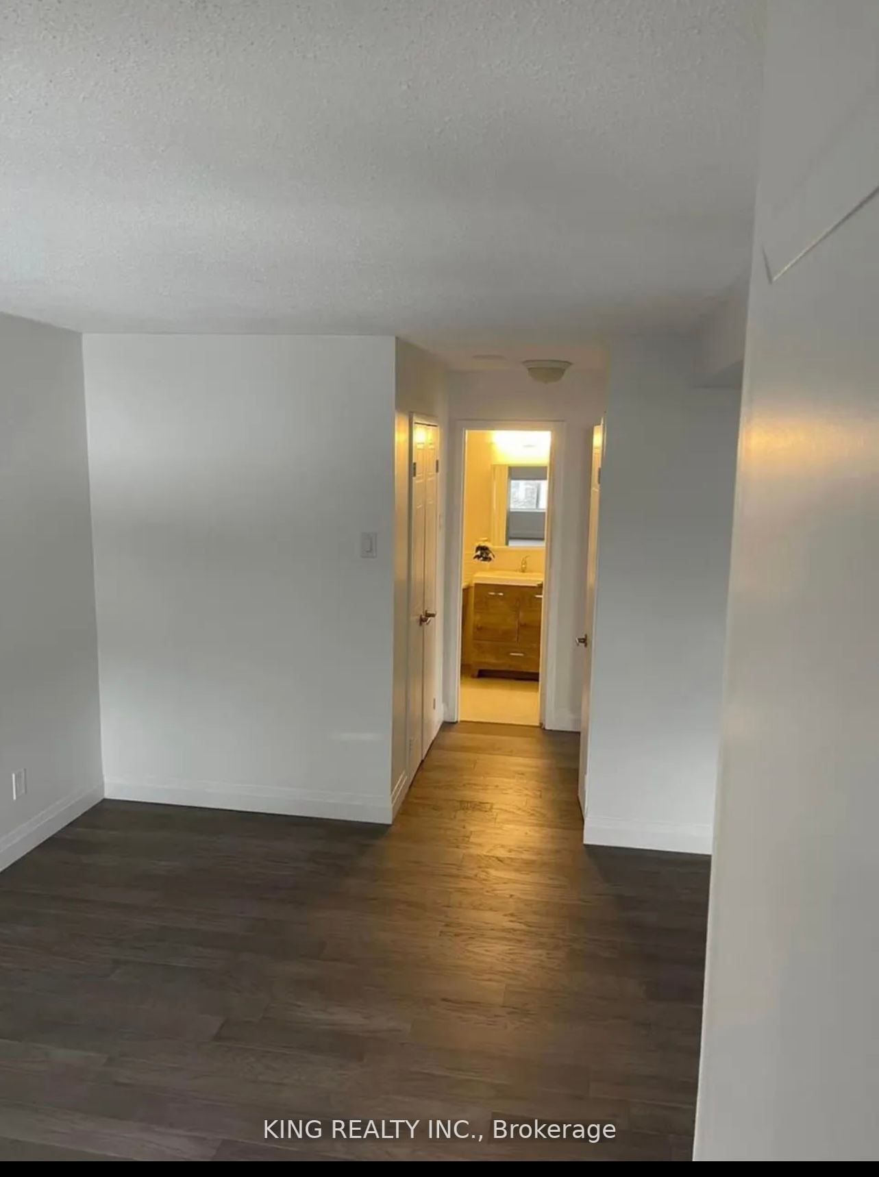 75 Ellen Street, #904