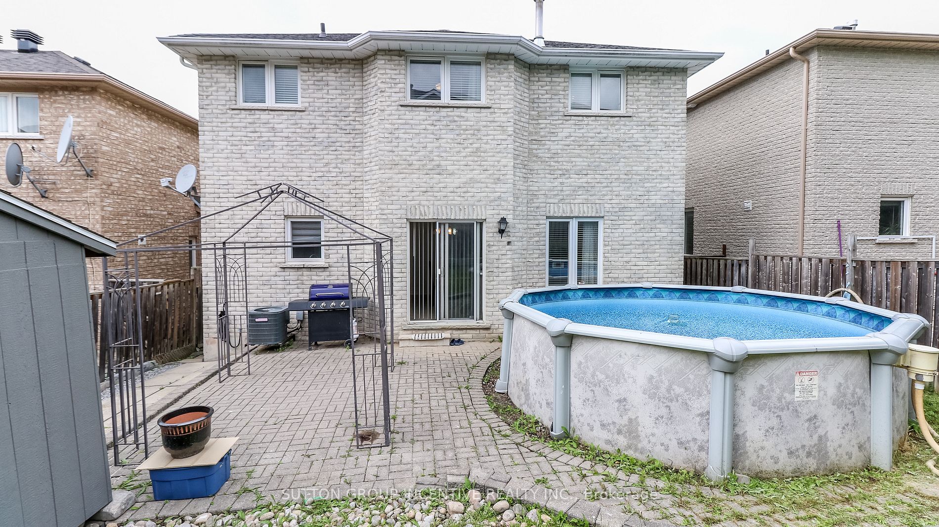 11 Mcintyre Drive