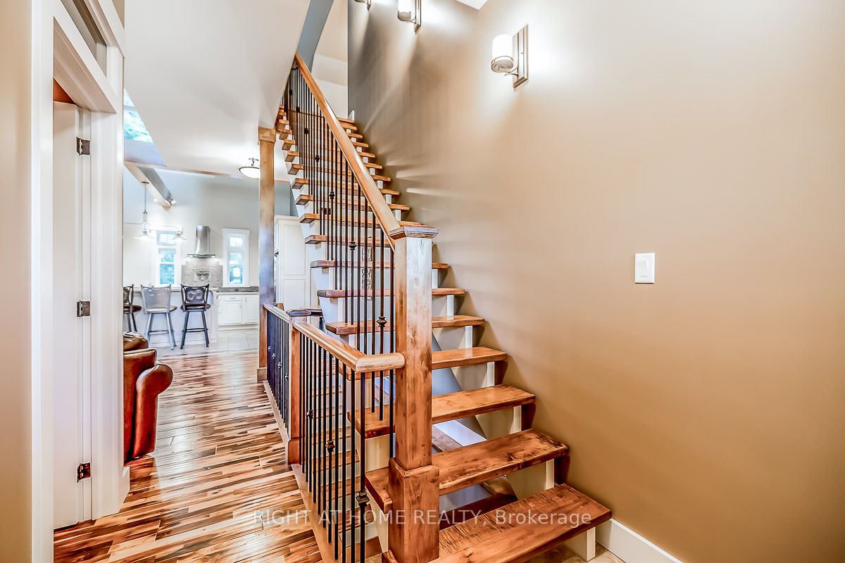 5 Dale Crt