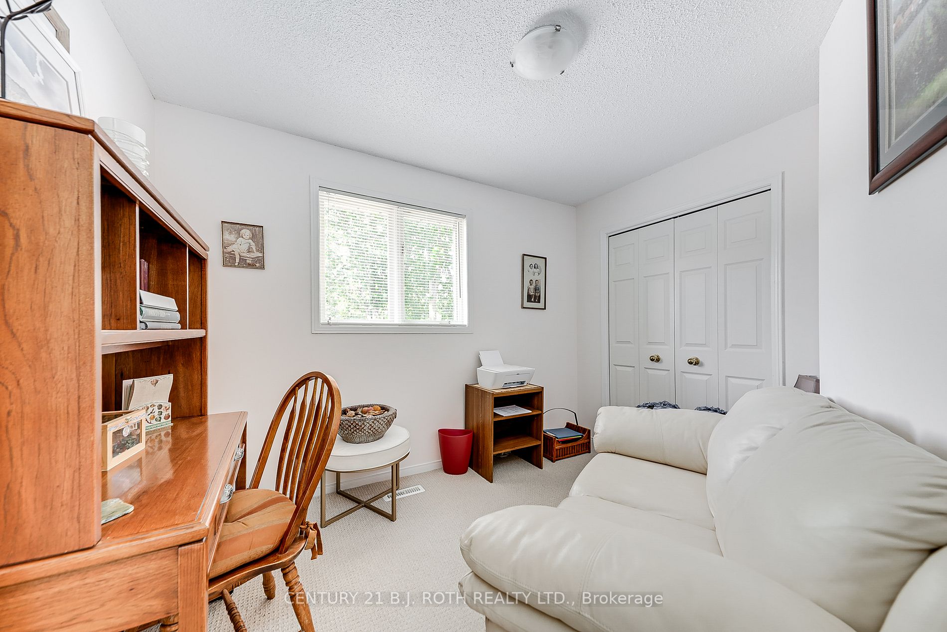 5 Richler Cres