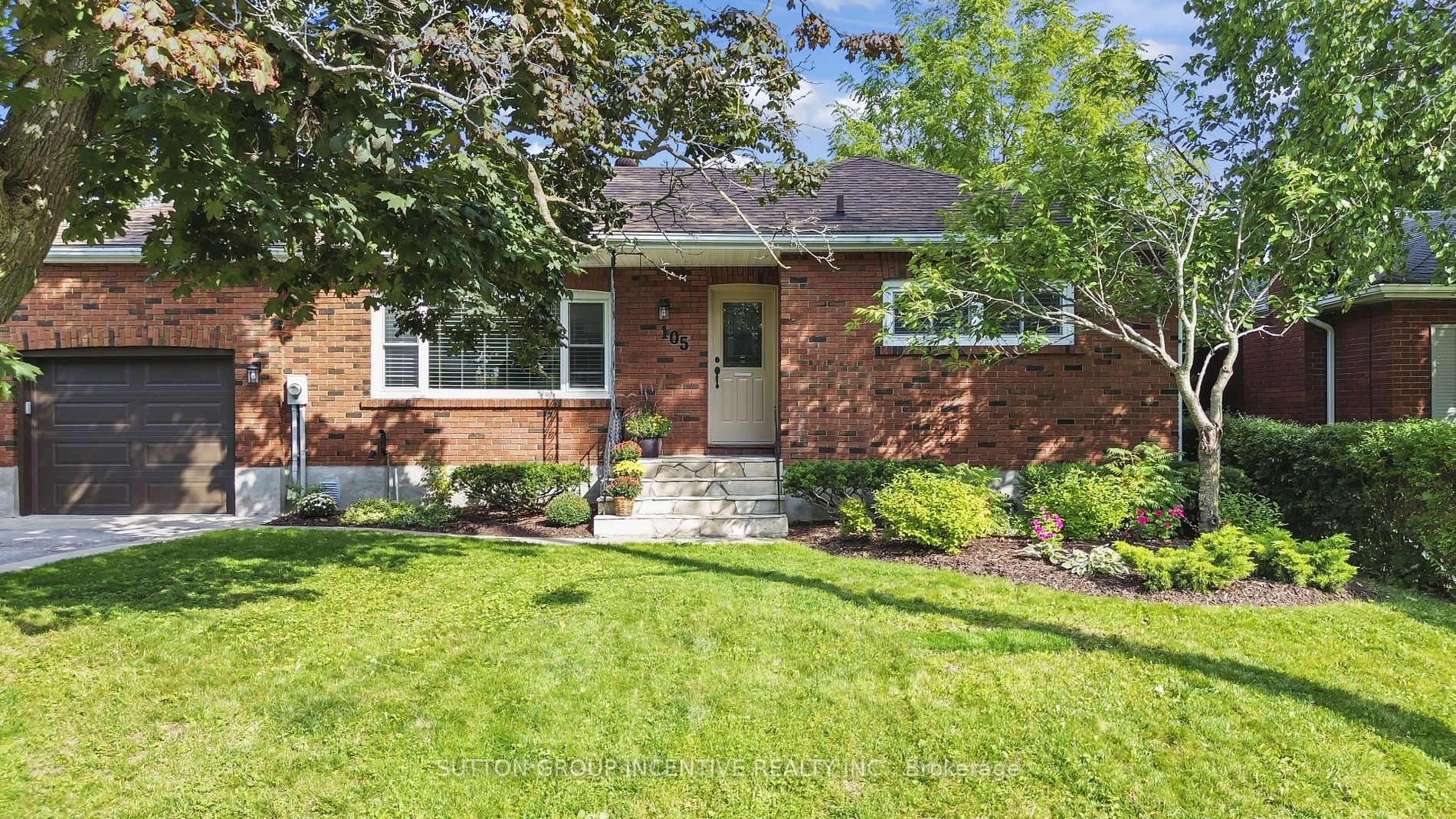 105 Rodney St