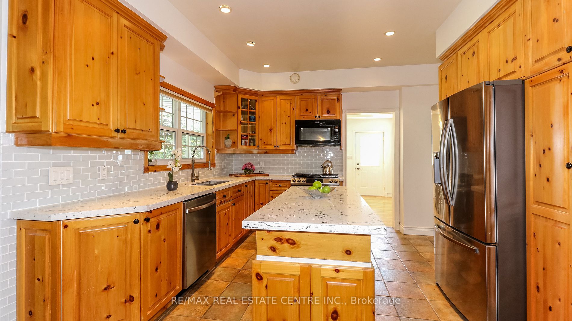 5 Deanna Drive
