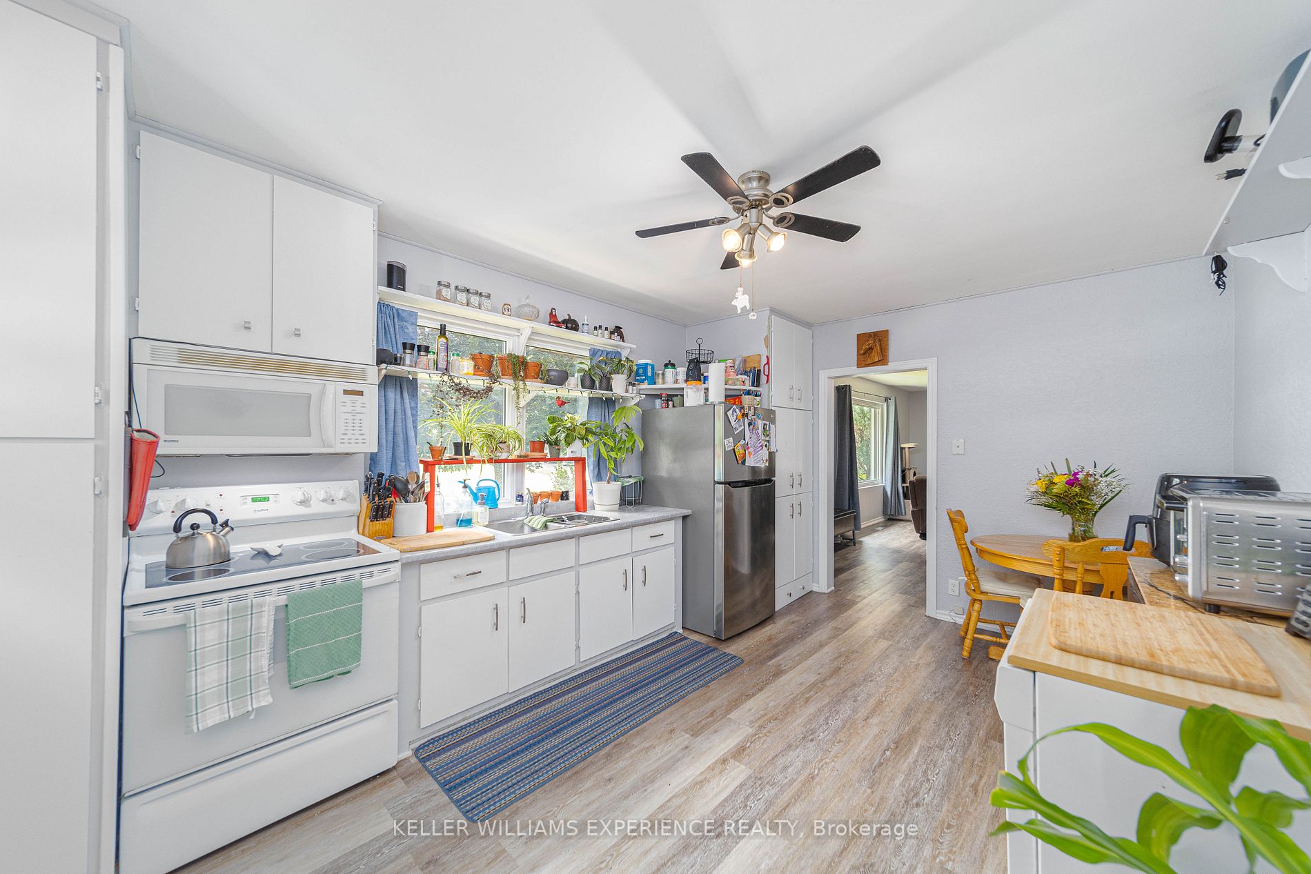 12 Stanton Dr
