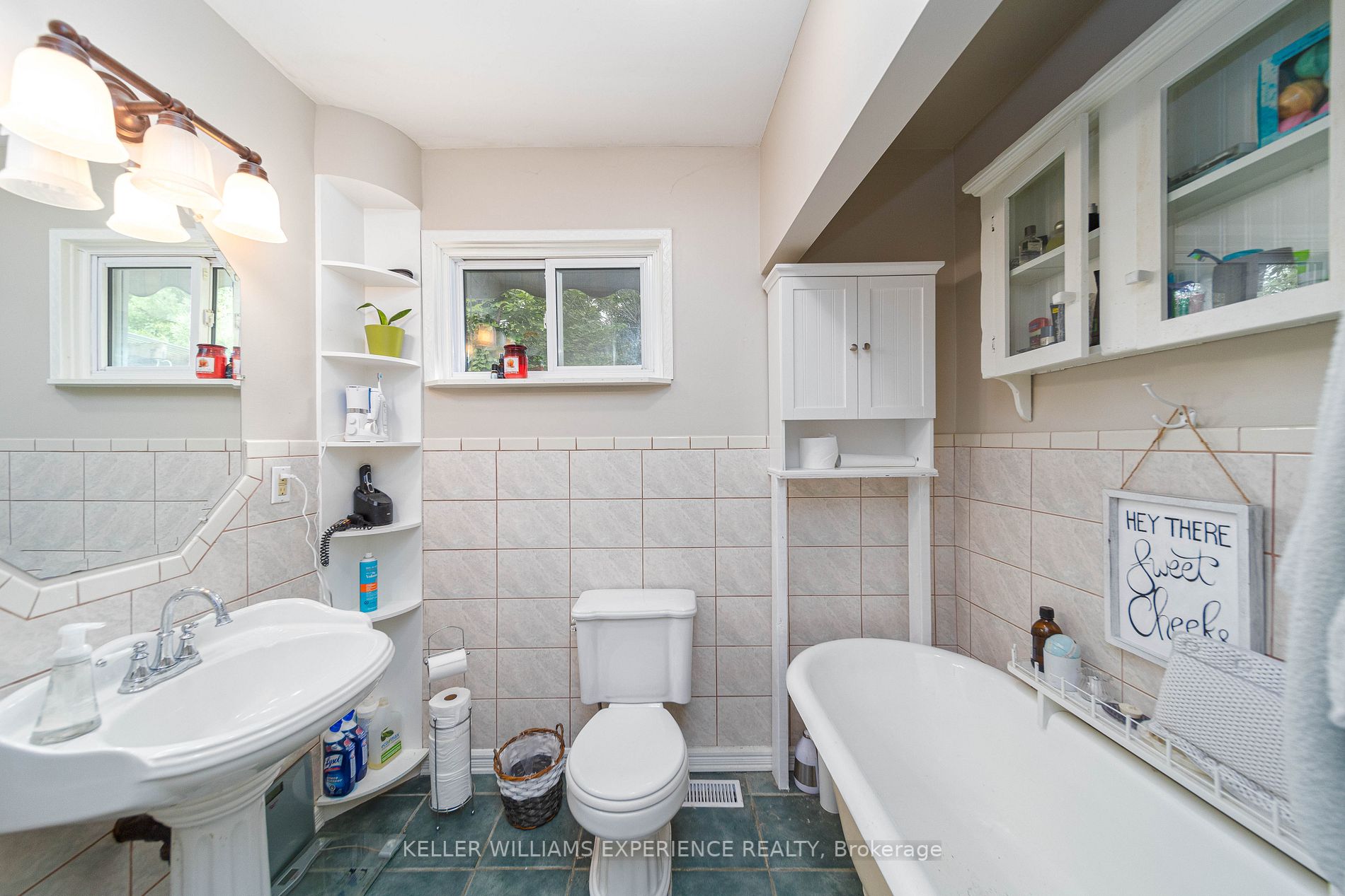 12 Stanton Dr