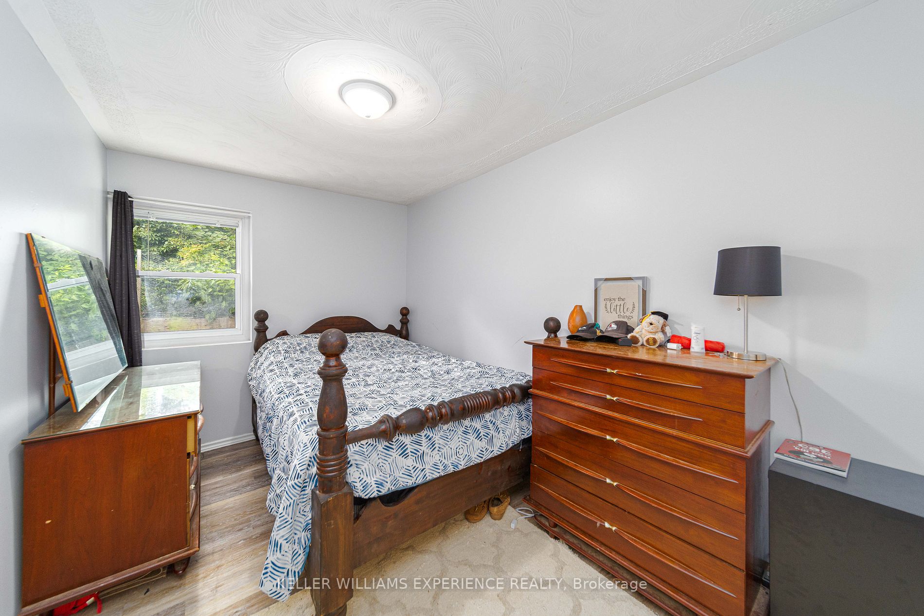 12 Stanton Dr