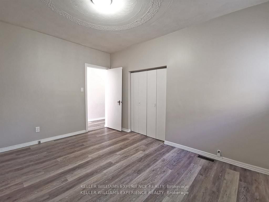 12 Stanton Dr