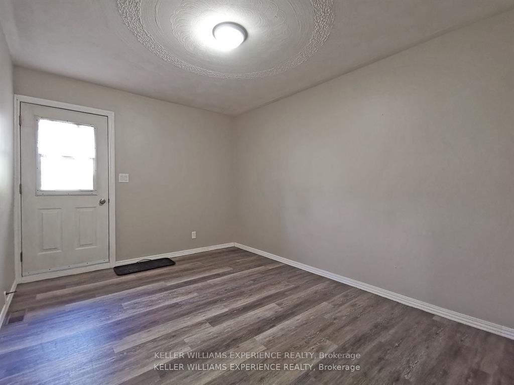 12 Stanton Dr