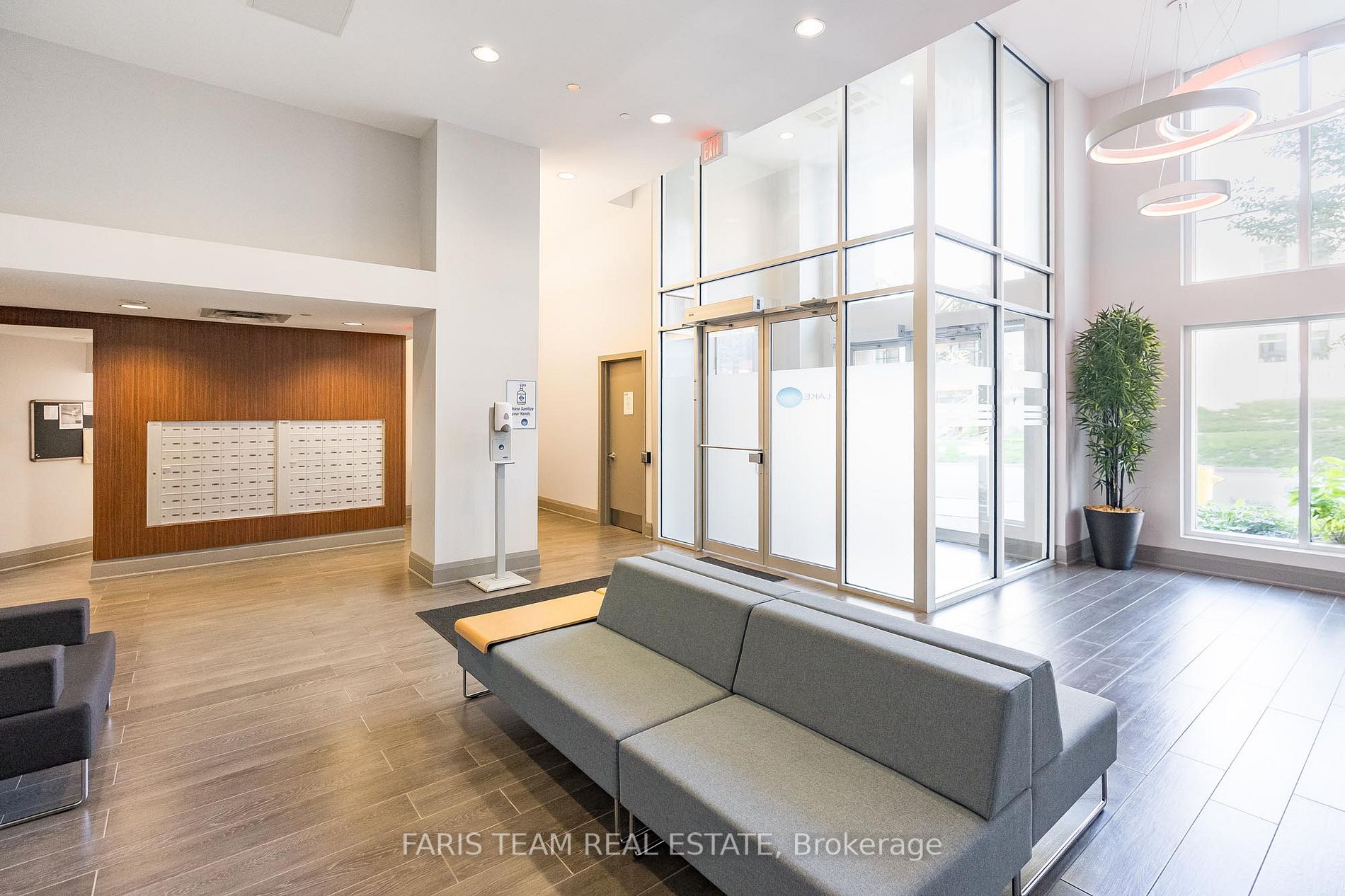 111 Worsley Street, #506
