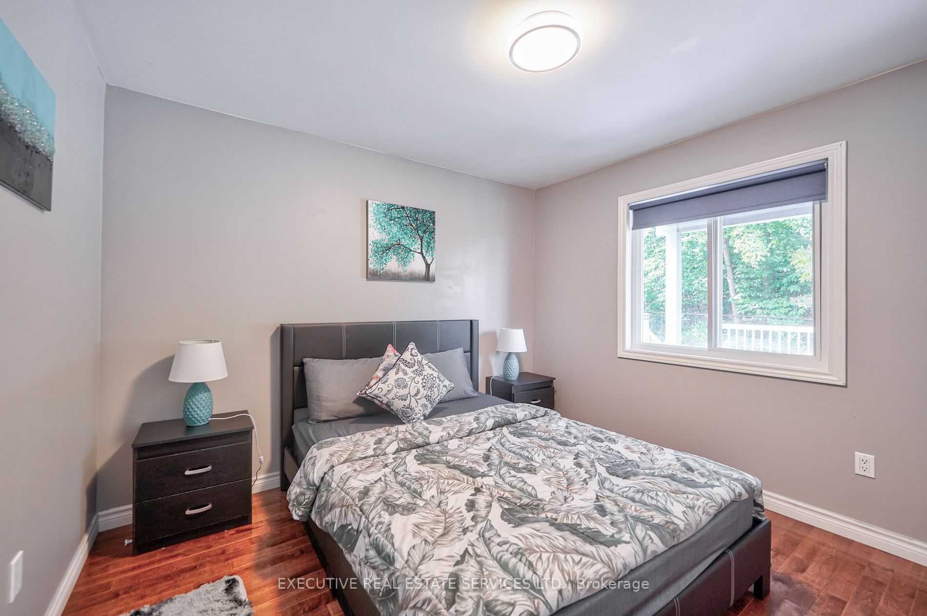 Listing S6798530 - Large Photo # 20