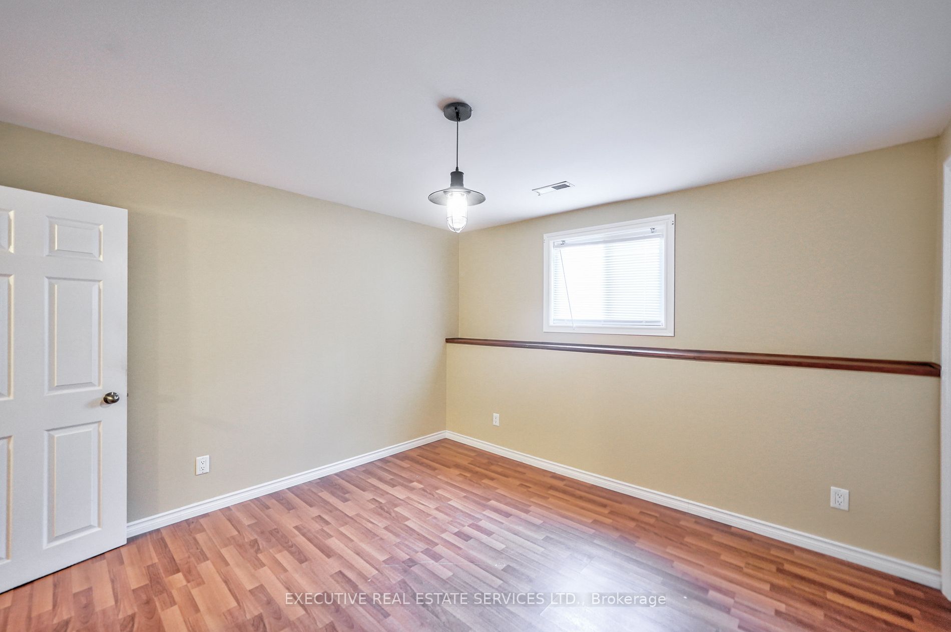 Listing S6798530 - Large Photo # 36