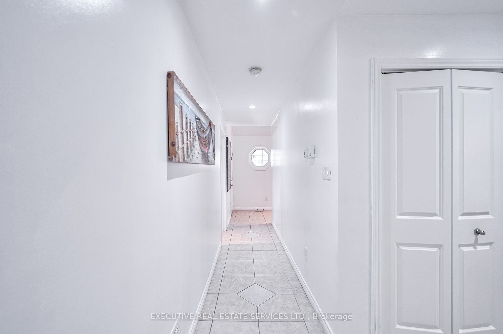 Listing S6798530 - Large Photo # 18