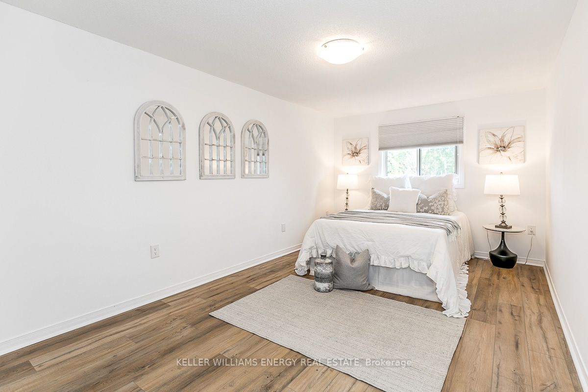 8 Sawmill Rd, #33