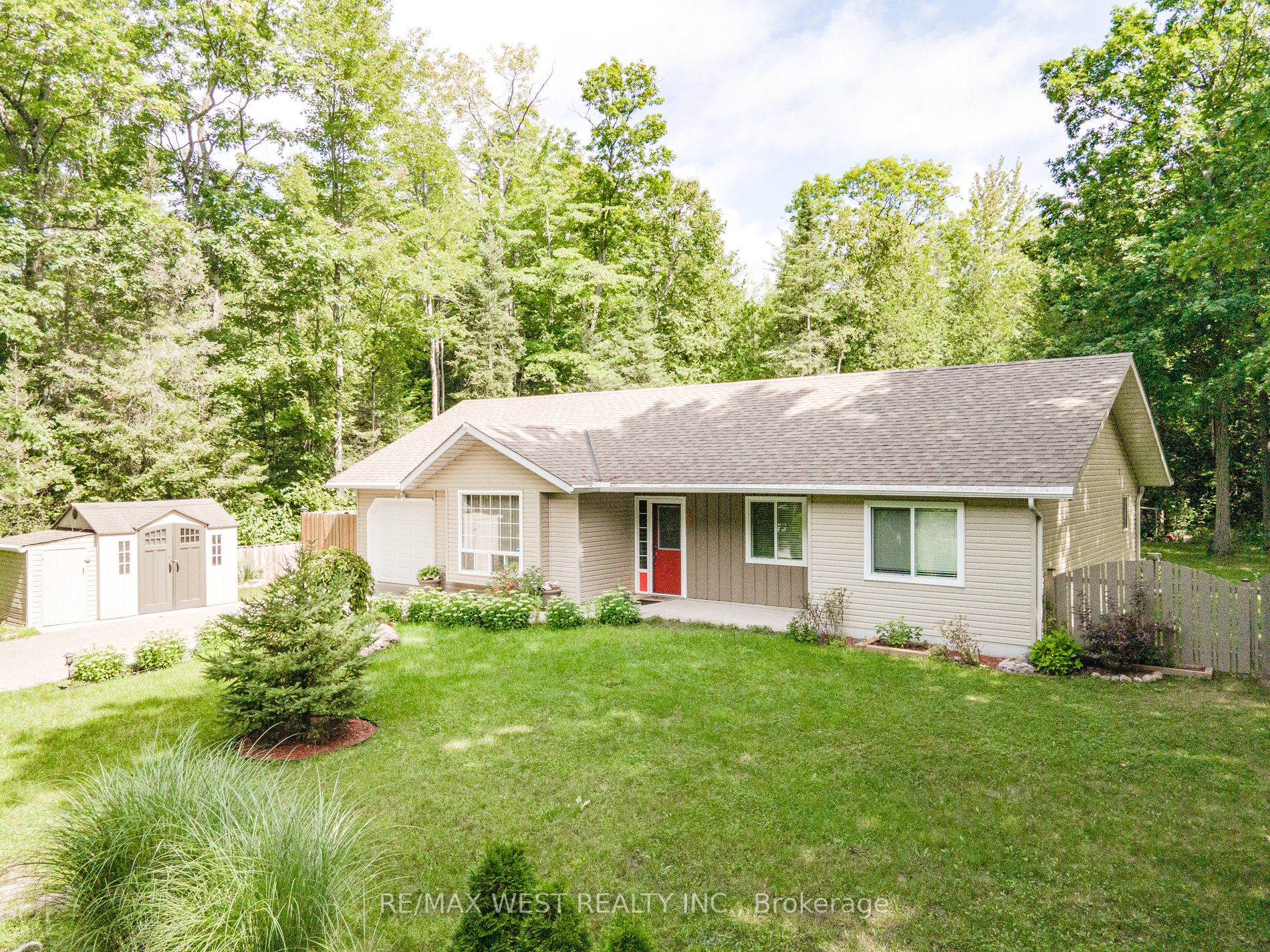 Listing S6799040 - Large Photo # 3