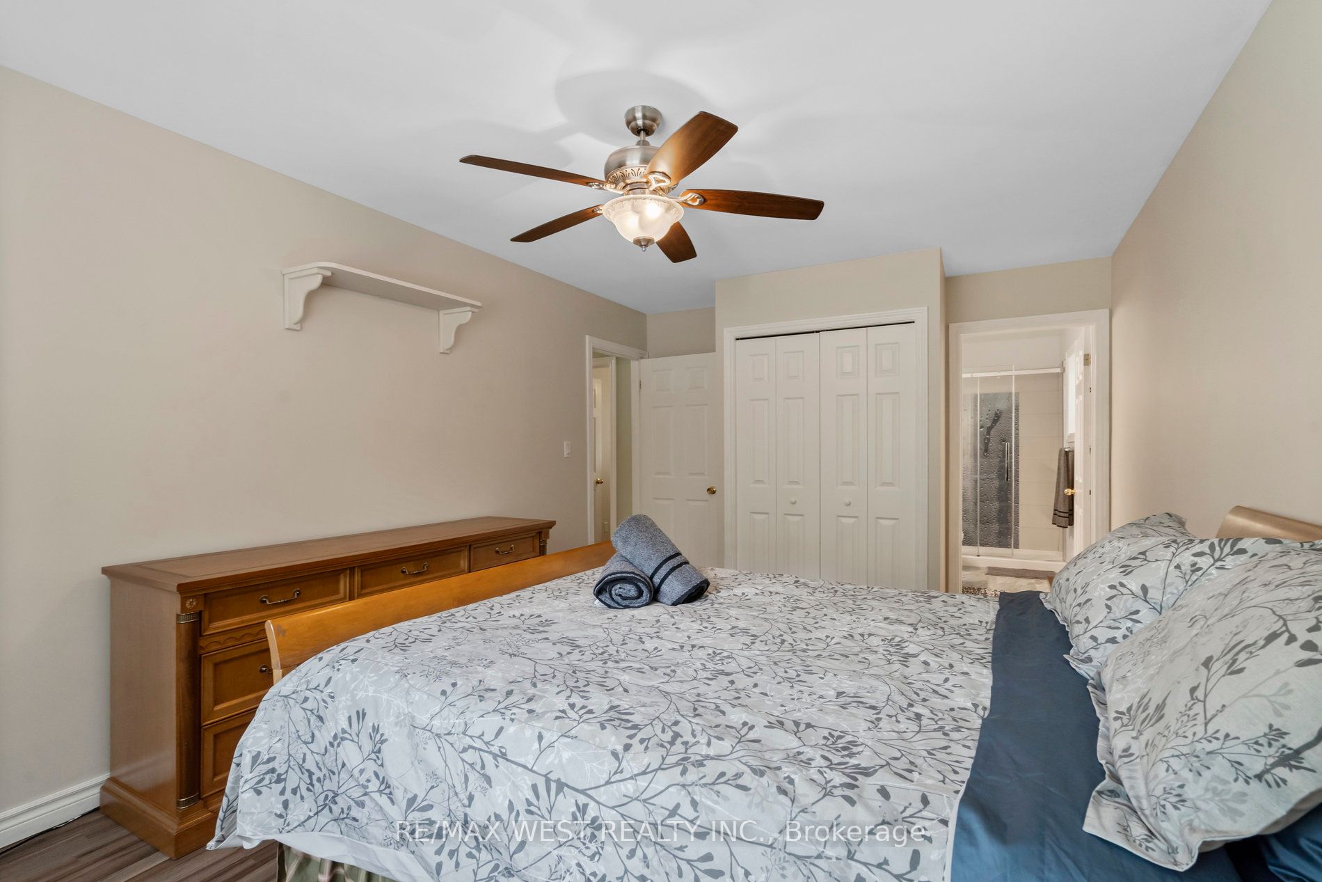 Listing S6799040 - Large Photo # 19