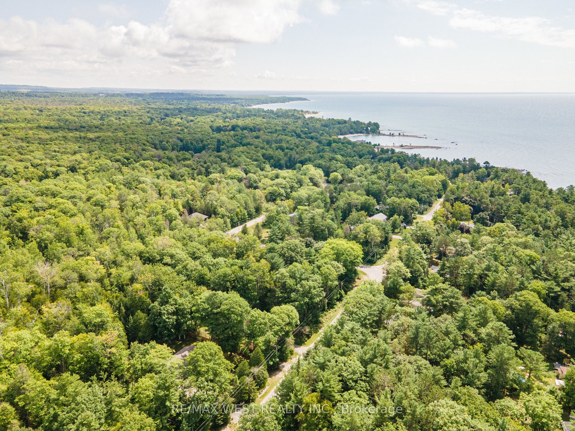 Listing S6799040 - Large Photo # 31