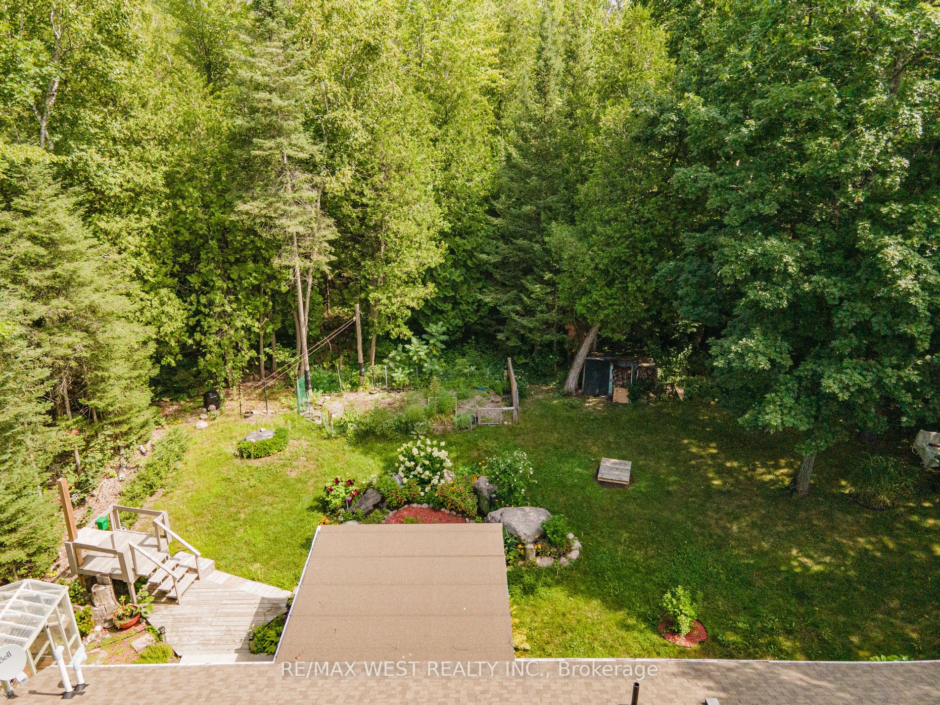 Listing S6799040 - Large Photo # 28