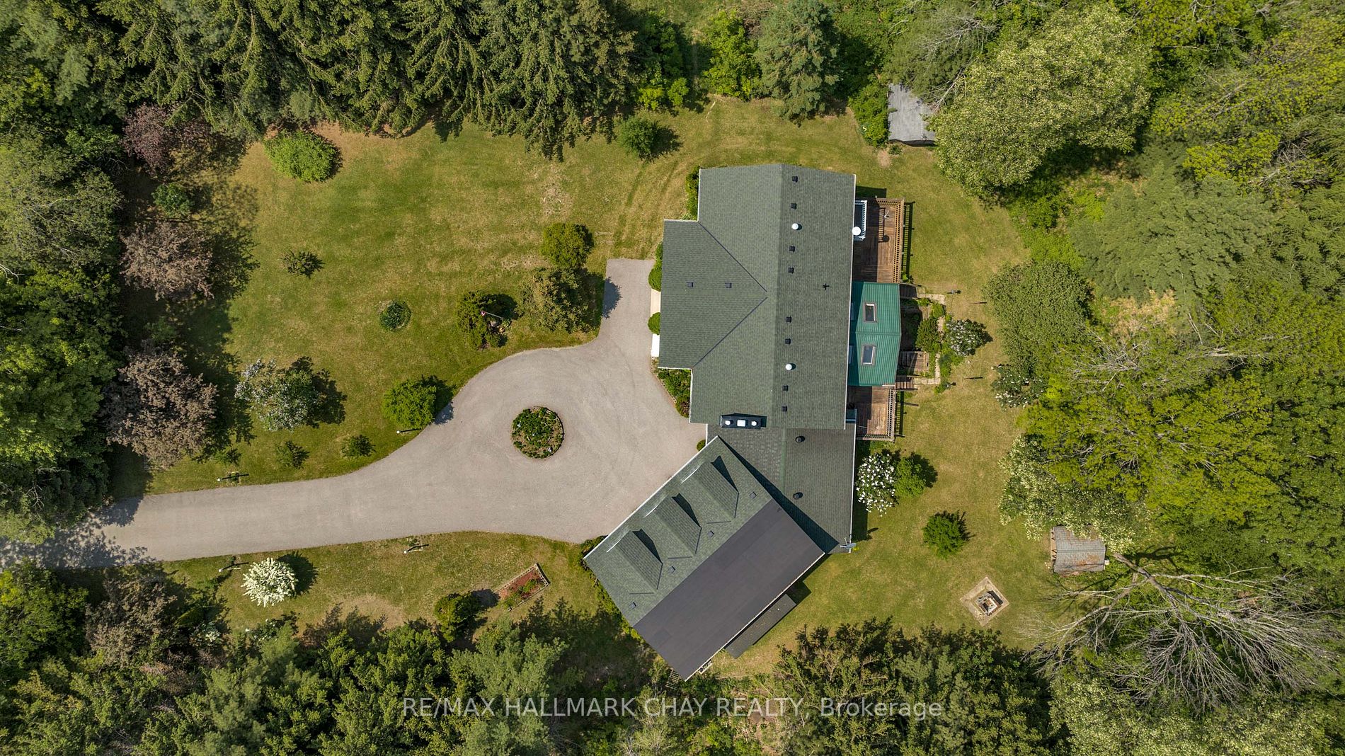 712 Mt St Louis Rd W