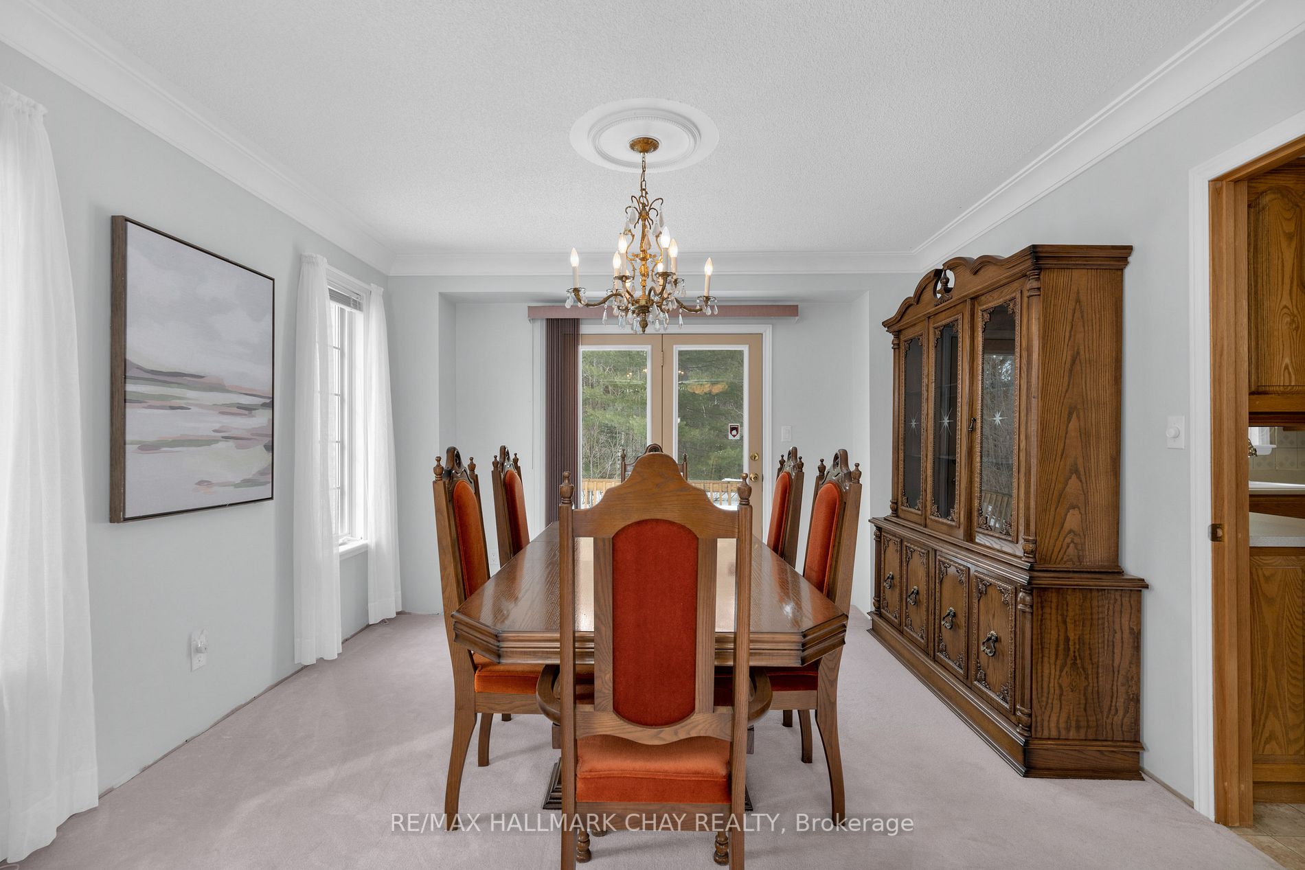 712 Mt St Louis Rd W