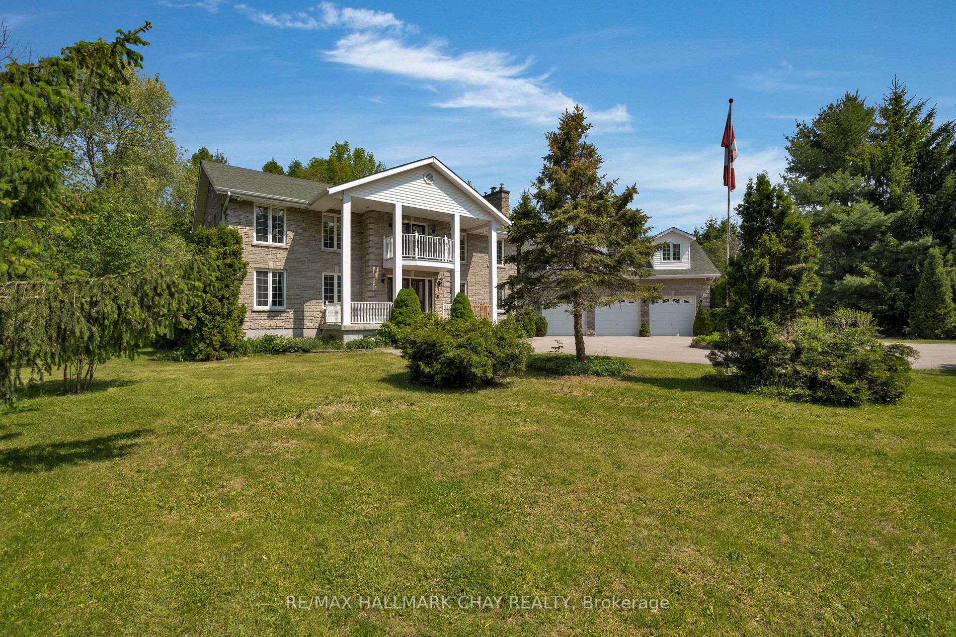 712 Mt St Louis Rd W