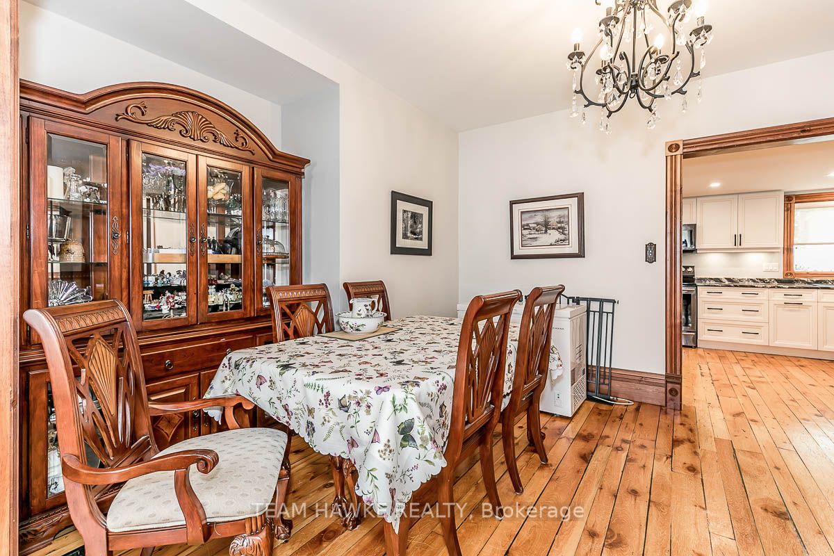 576 Dominion Ave